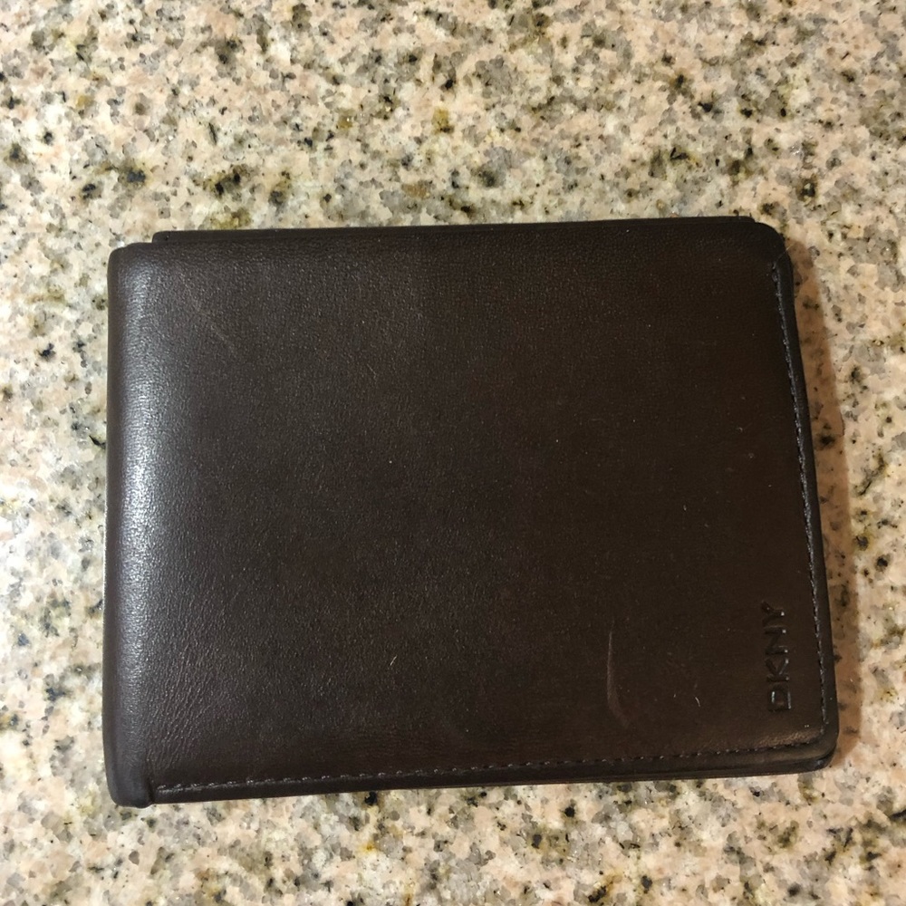 DKNY Wallet